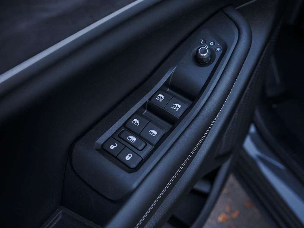 2025 Jeep Grand Cherokee Limited photo 16