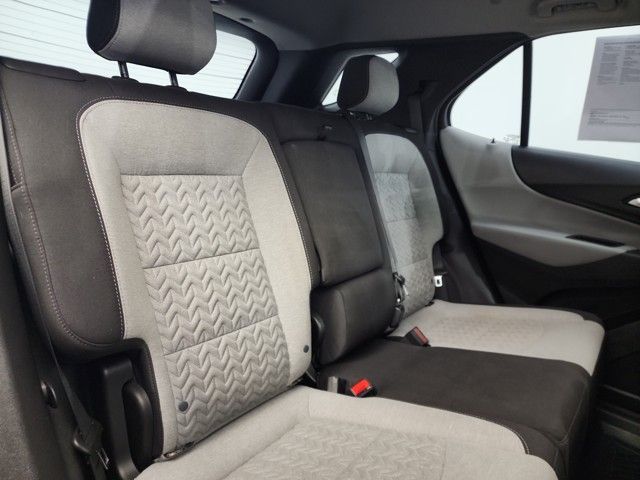 2023 Chevrolet Equinox LS photo 29