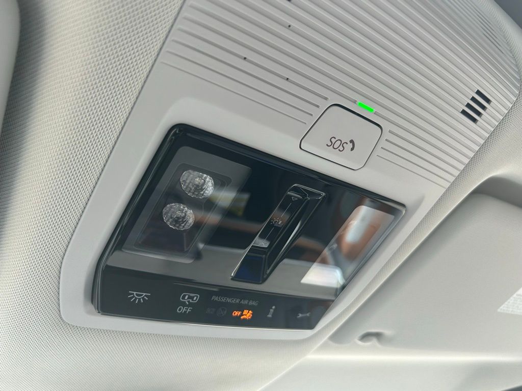 2025 Volkswagen ID. Buzz Pro Plus photo 51