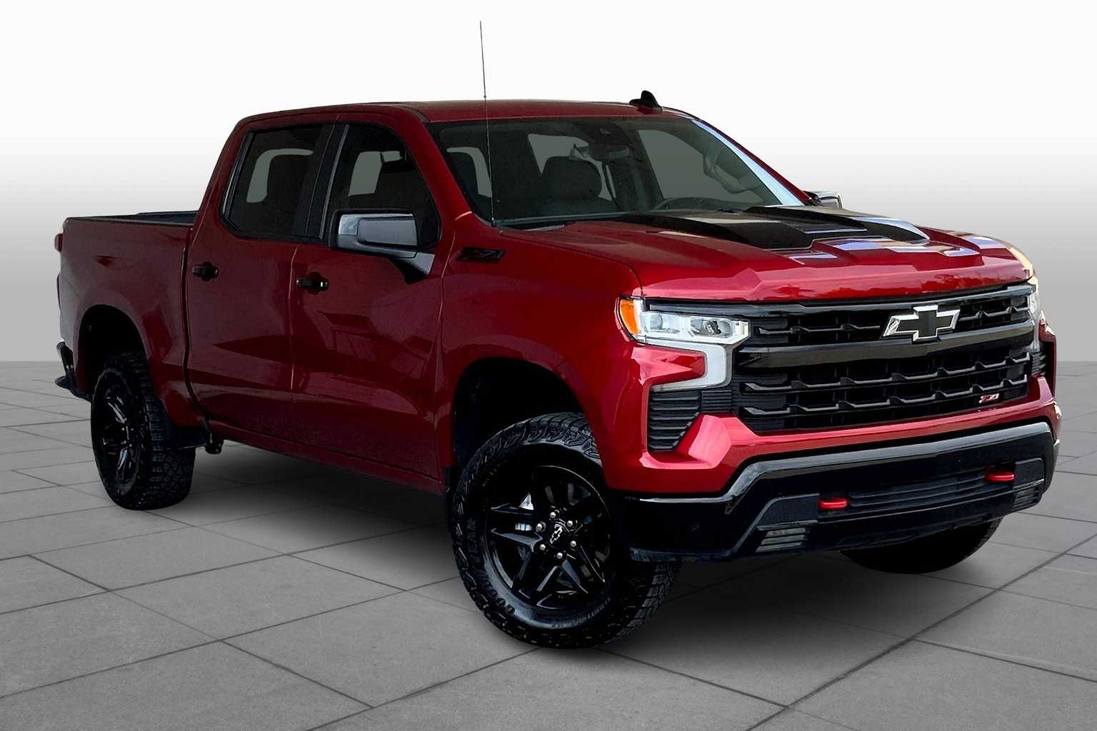 2024 Chevrolet Silverado 1500 LT Trail Boss photo 2