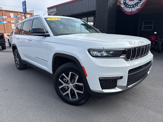 2024 Jeep Grand Cherokee Limited photo 3