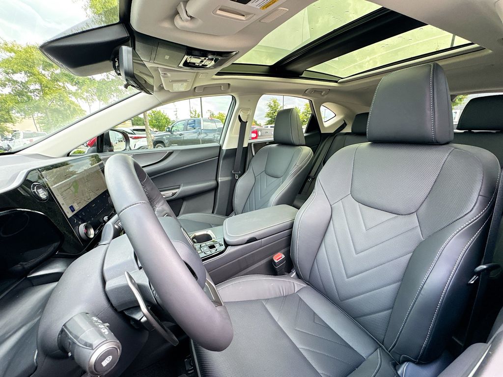 2025 Lexus NX 350 Luxury photo 13