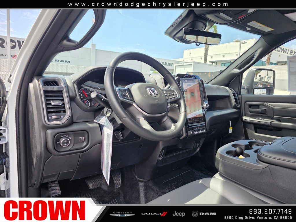 2026 Ram 5500 Tradesman photo 12