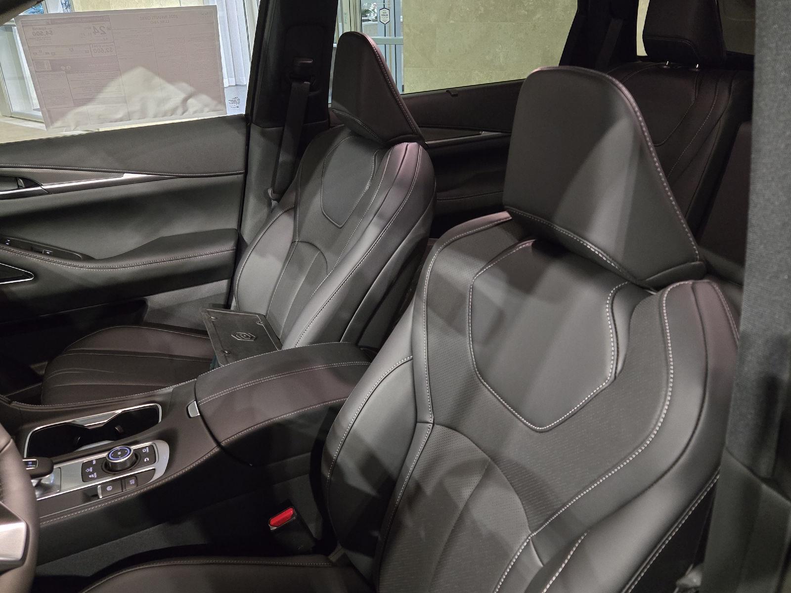 2026 Infiniti QX60 Luxe AWD photo 7
