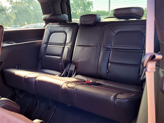 2018 Lincoln Navigator Black Label photo 8