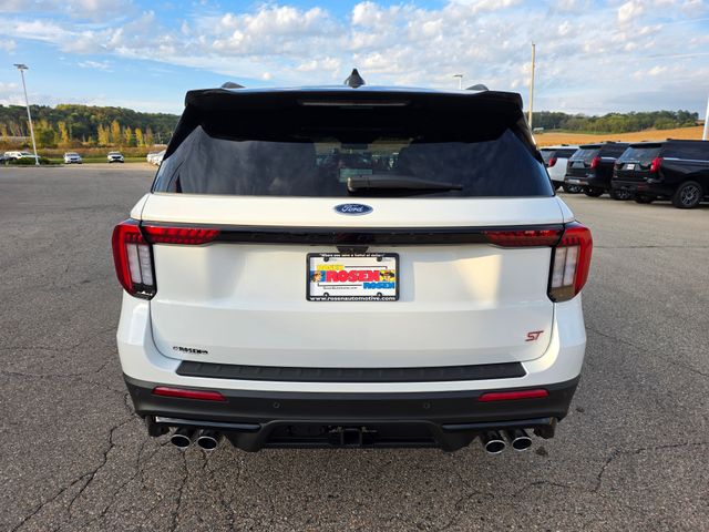 2025 Ford Explorer ST photo 34