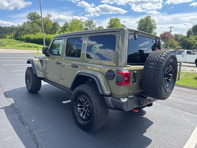 2025 Jeep Wrangler Rubicon photo 4
