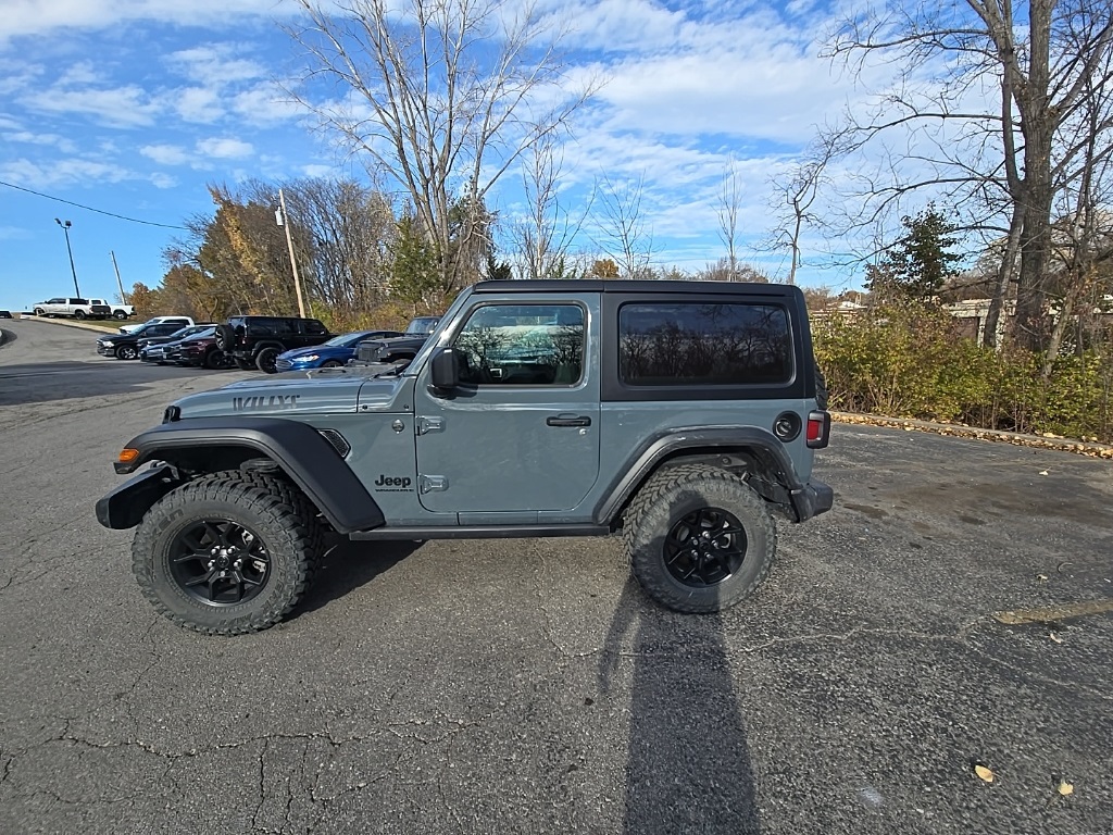 2025 Jeep Wrangler Willys photo 3