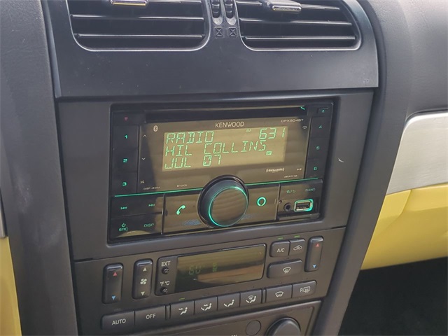 2002 Ford Thunderbird Base photo 16