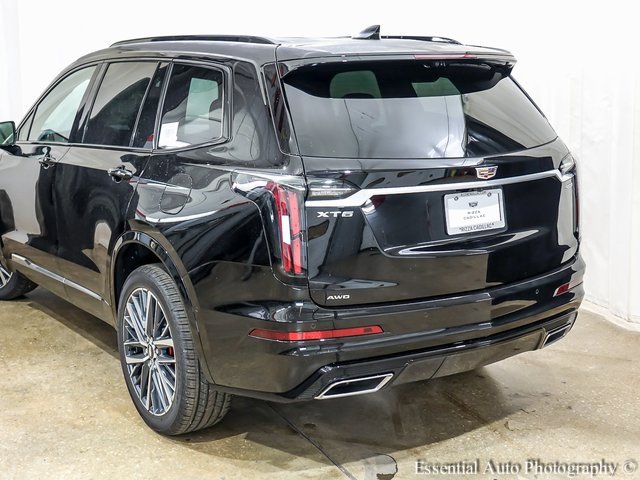 2025 Cadillac XT6 Sport photo 6