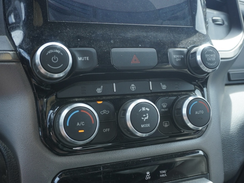 2020 Ram 1500 Rebel photo 16