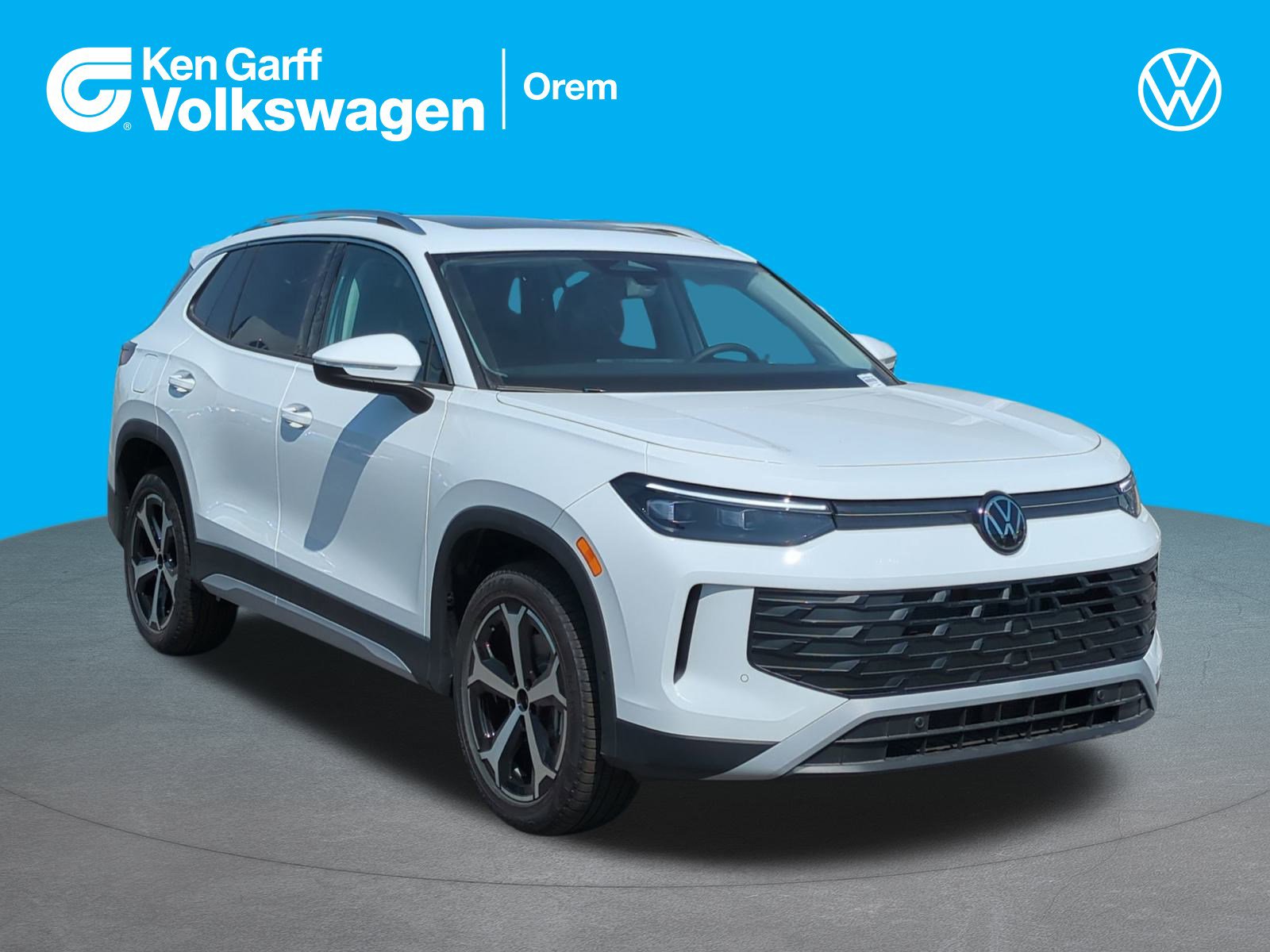 2025 Volkswagen Tiguan SE's photo