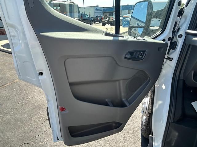 2025 Ford Transit photo 20