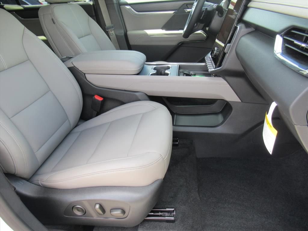 2026 Gmc Acadia Elevation photo 7