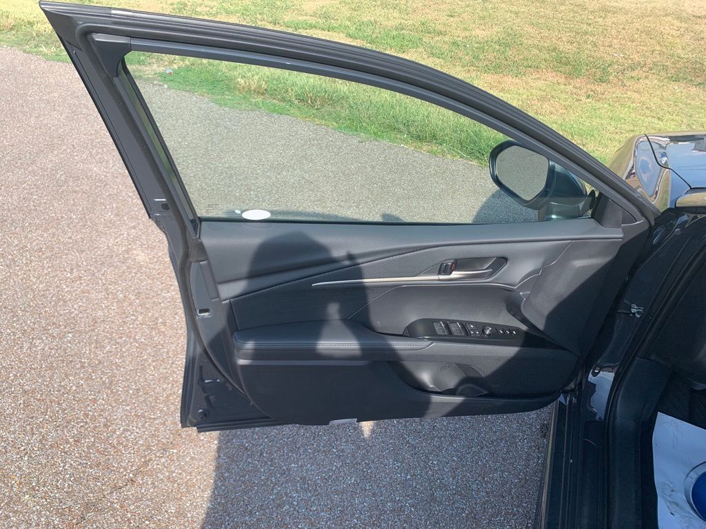 2026 Toyota Camry XSE photo 10