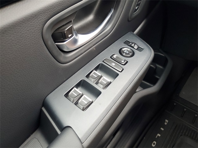 2025 Honda Pilot EX-L photo 25