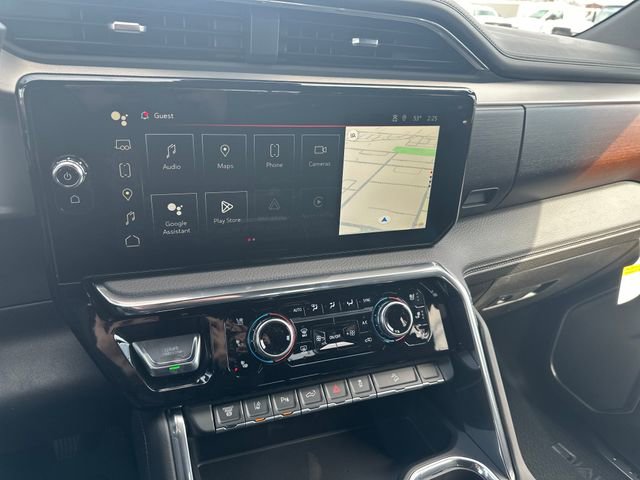 2025 Gmc Sierra 2500 HD Denali photo 9
