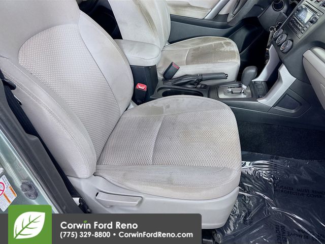 2015 Subaru Forester 2.5i Premium photo 24