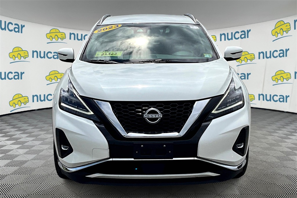 2023 Nissan Murano SV photo 2