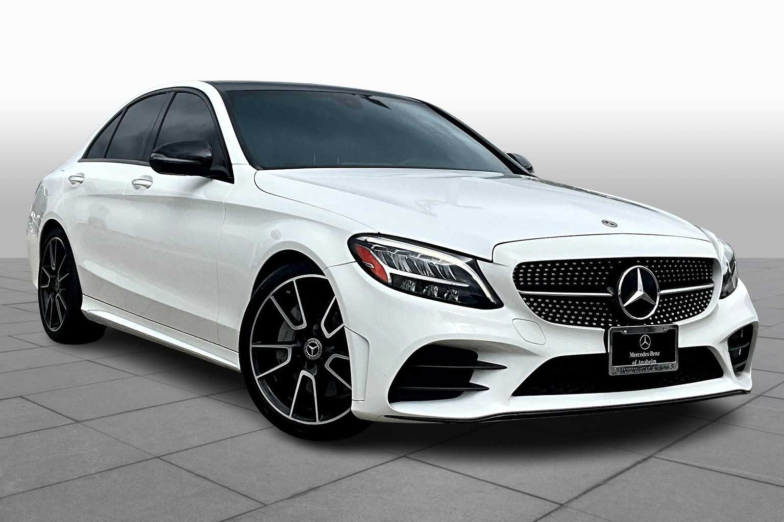2019 Mercedes Benz C 300 photo 2