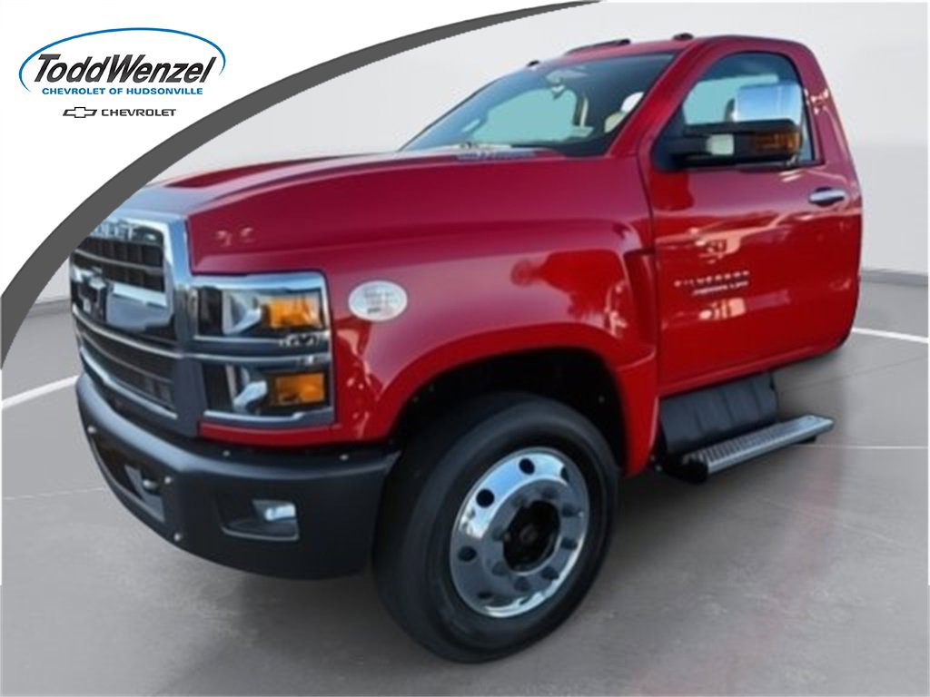 2024 Chevrolet Silverado 4500 Medium Duty Chassis Cab Work Truck's photo