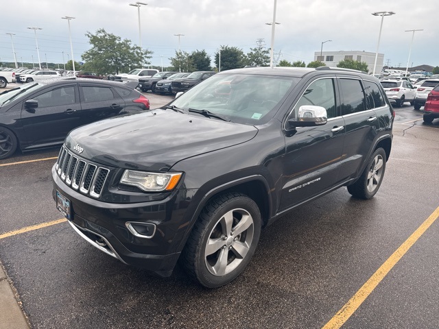 Used 2015 Jeep Grand Cherokee Overland with VIN 1C4RJFCG5FC226851 for sale in Shakopee, Minnesota