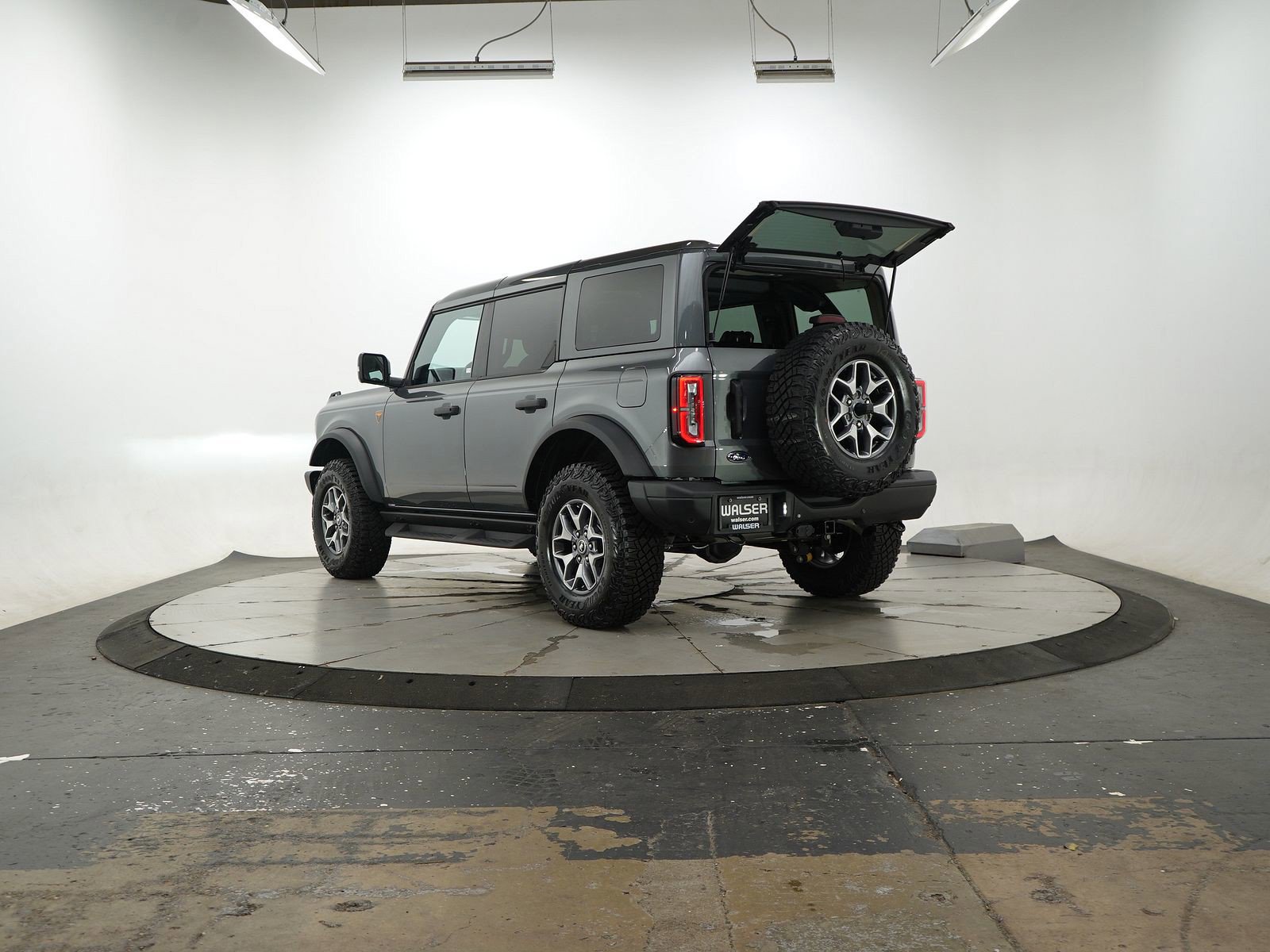 2025 Ford Bronco Badlands photo 3