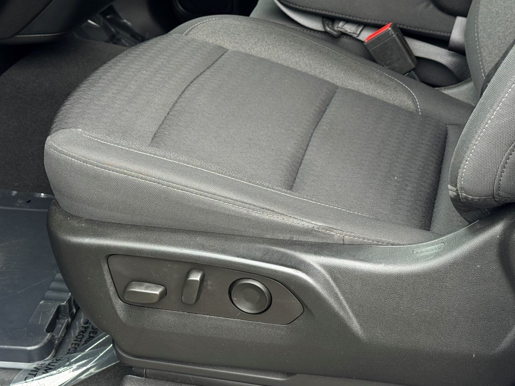 2022 Chevrolet Silverado 1500 Custom photo 19