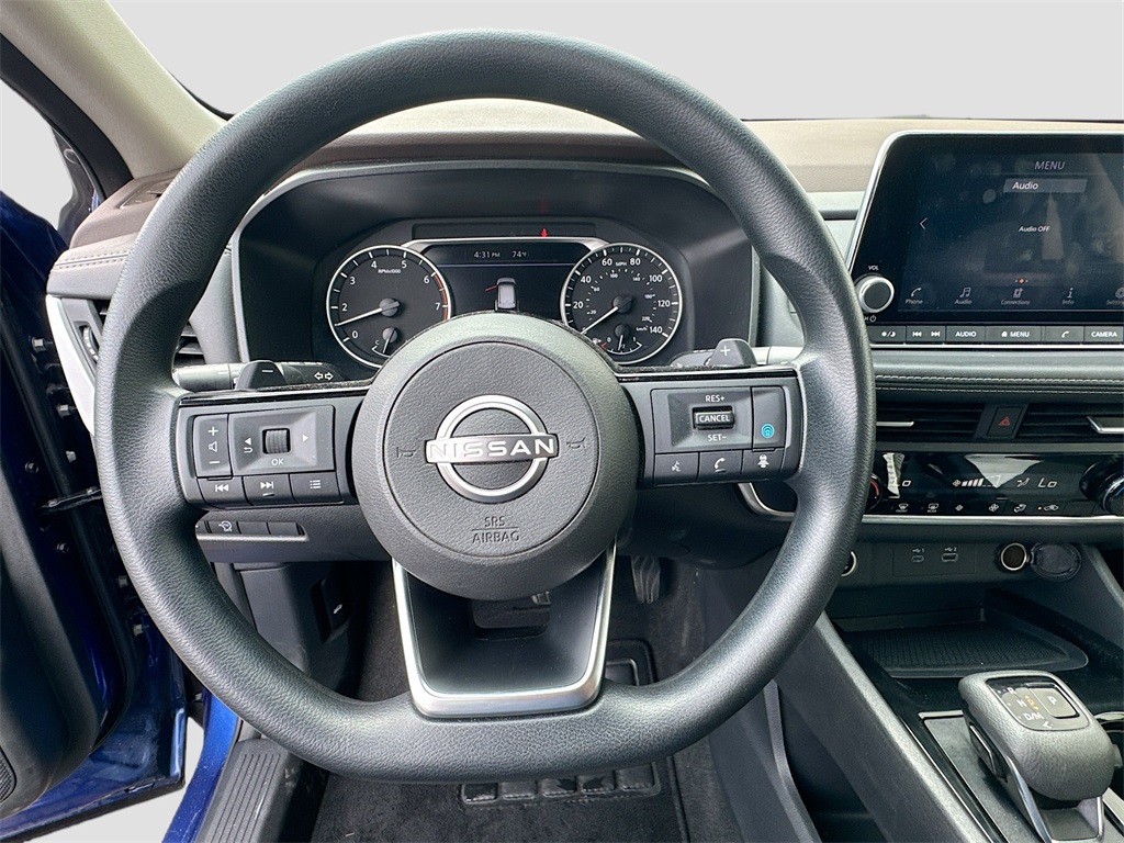 2023 Nissan Rogue SV photo 11
