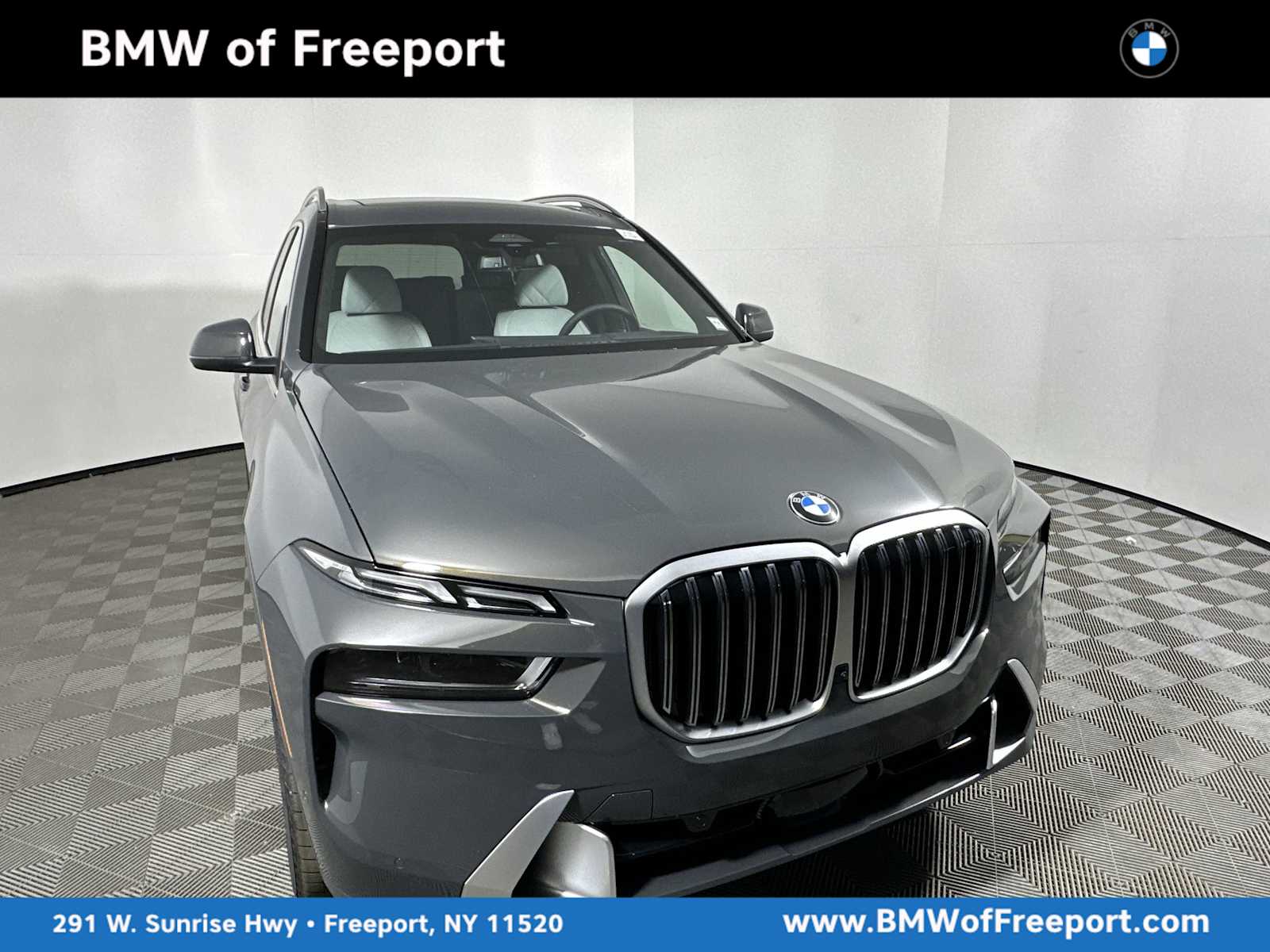 2026 BMW X7 40i's photo
