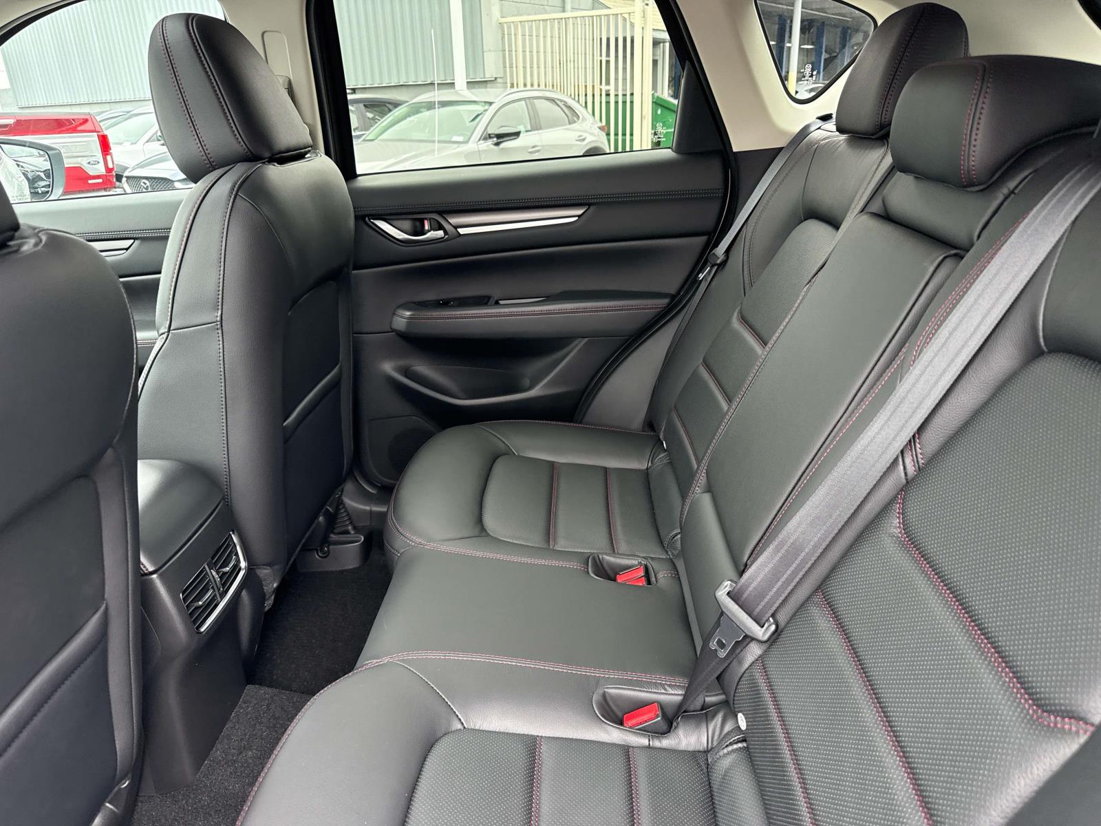 2025 Mazda CX-5 2.5 S Carbon photo 5