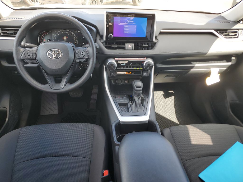 2025 Toyota RAV4 LE photo 14