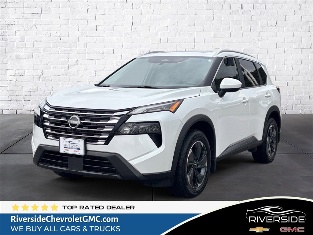 2024 Nissan Rogue SV's photo