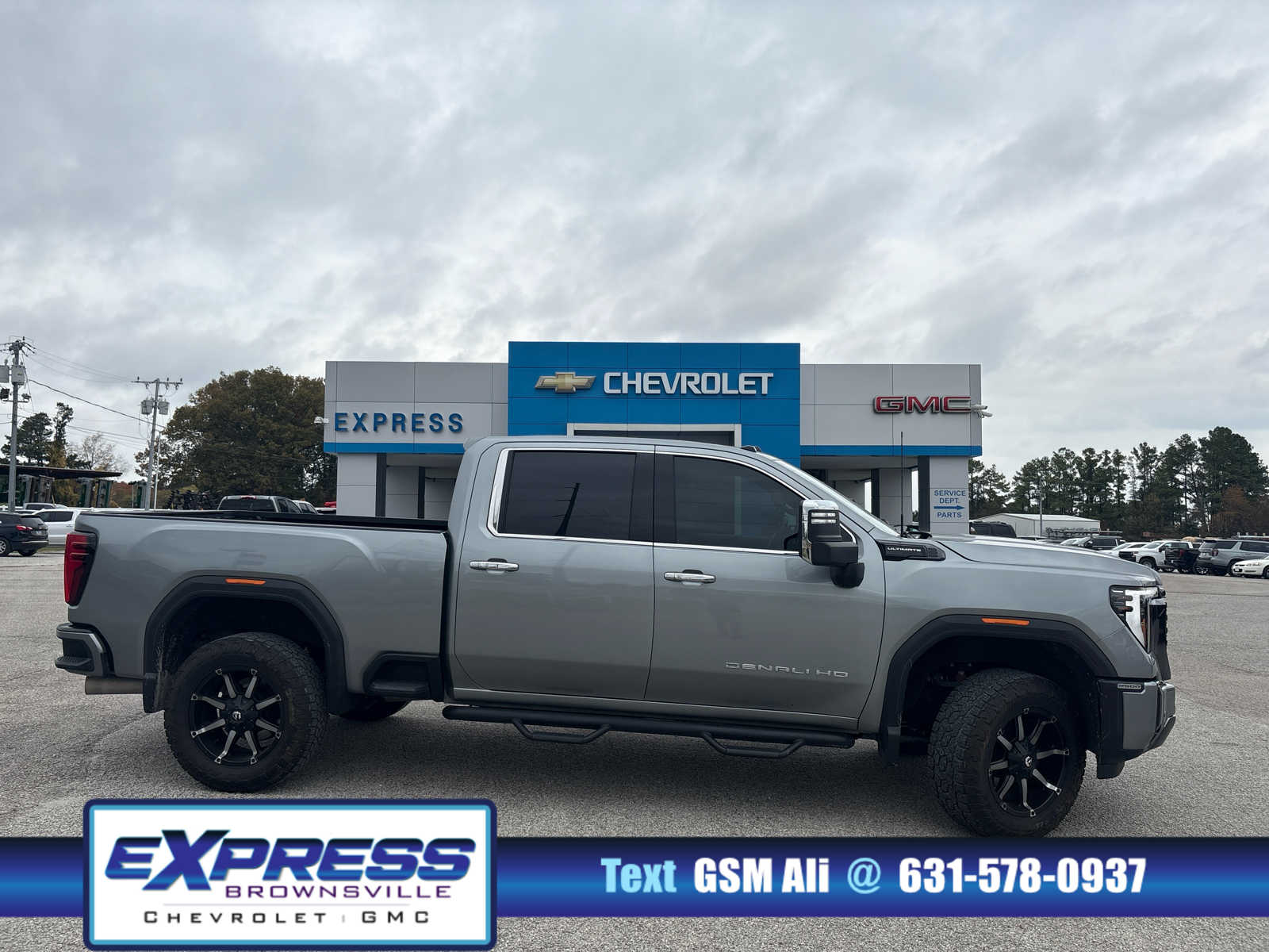 2024 GMC Sierra 2500HD Denali Ultimate's photo