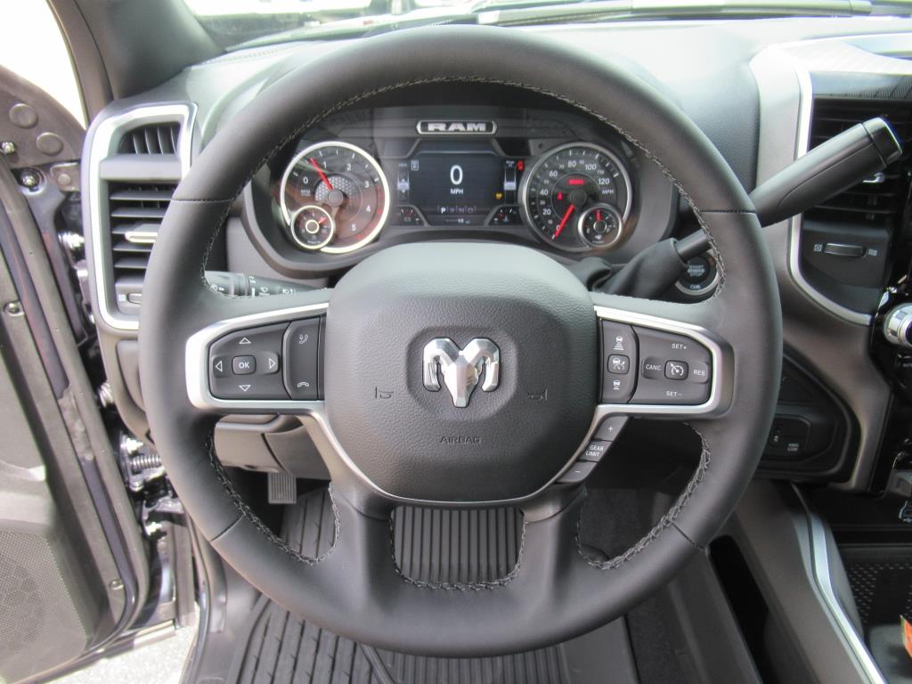 2025 Ram 2500 Big Horn photo 18