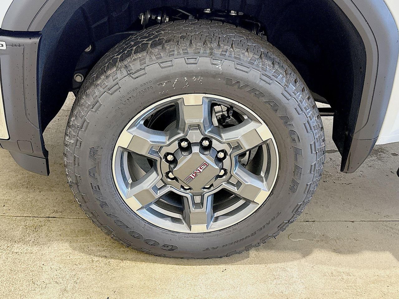 2026 Gmc Sierra 2500 HD SLT photo 30