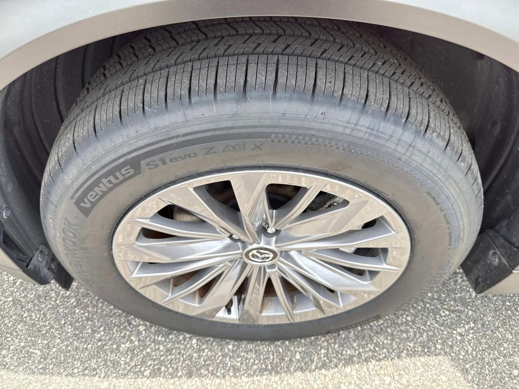 2024 Mazda CX-90 Preferred photo 10