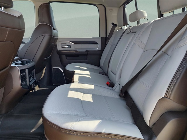2025 Ram 2500 Laramie photo 28
