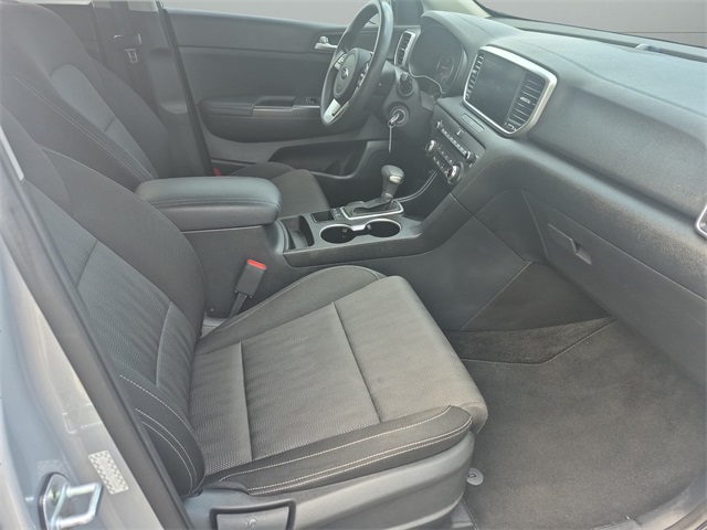 2020 Kia Sportage LX photo 8