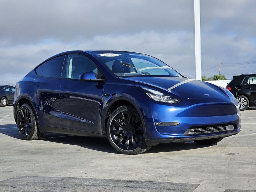 2021 Tesla Model Y Long Range photo 2
