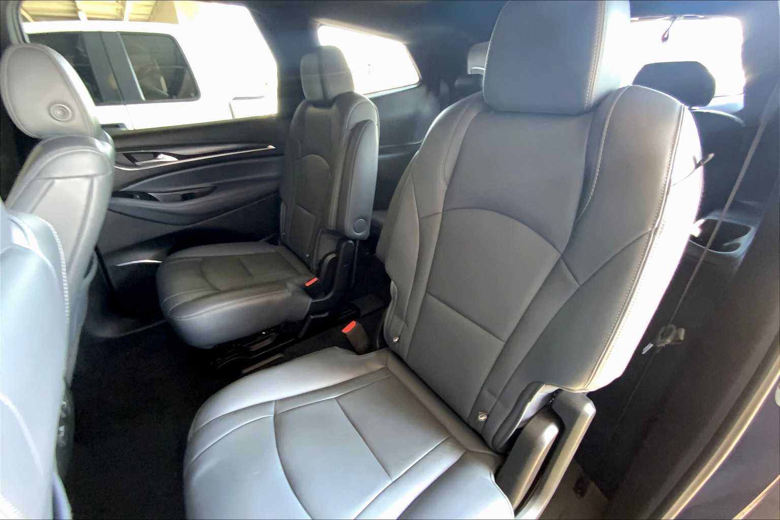 2023 Buick Enclave Premium photo 19