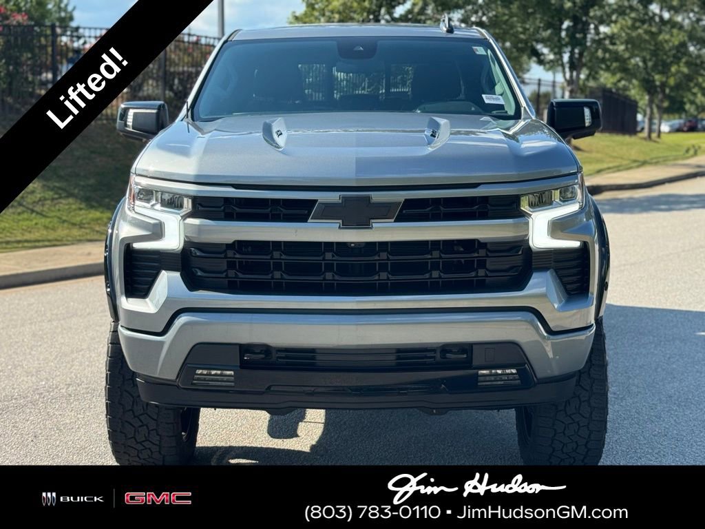 2023 Chevrolet Silverado 1500 RST photo 9