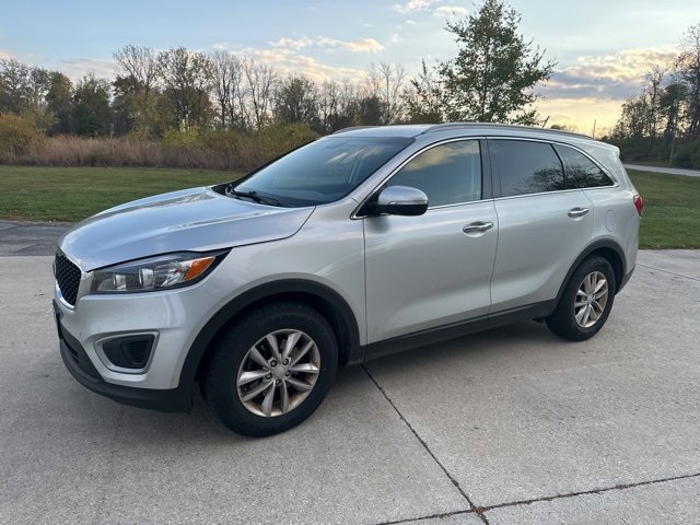 Used 2017 Kia Sorento LX with VIN 5XYPG4A36HG271337 for sale in Wapakoneta, OH