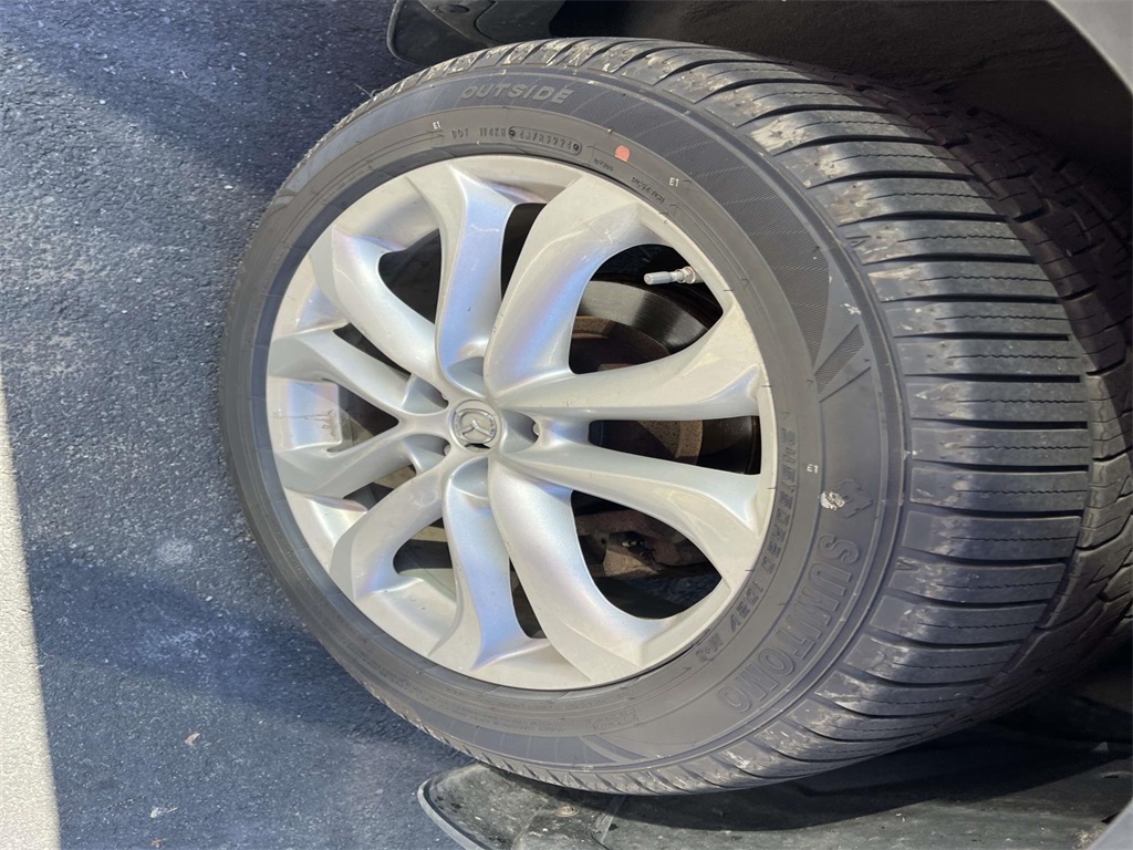 2011 Mazda CX-9 Grand Touring photo 17