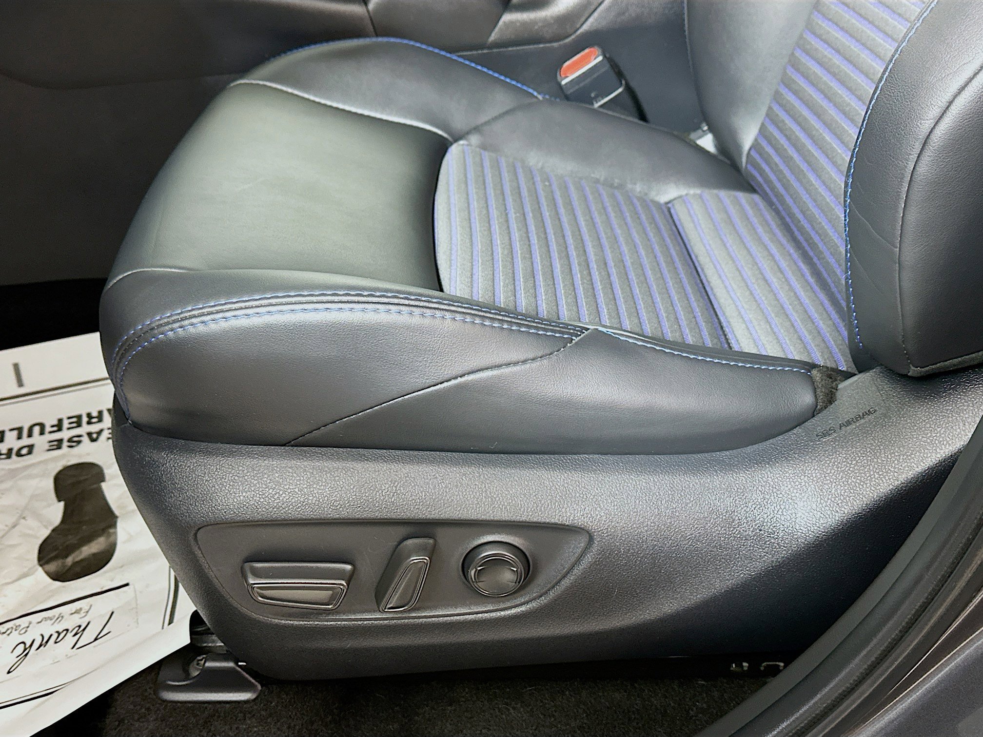 2024 Toyota RAV4 Hybrid XSE photo 15