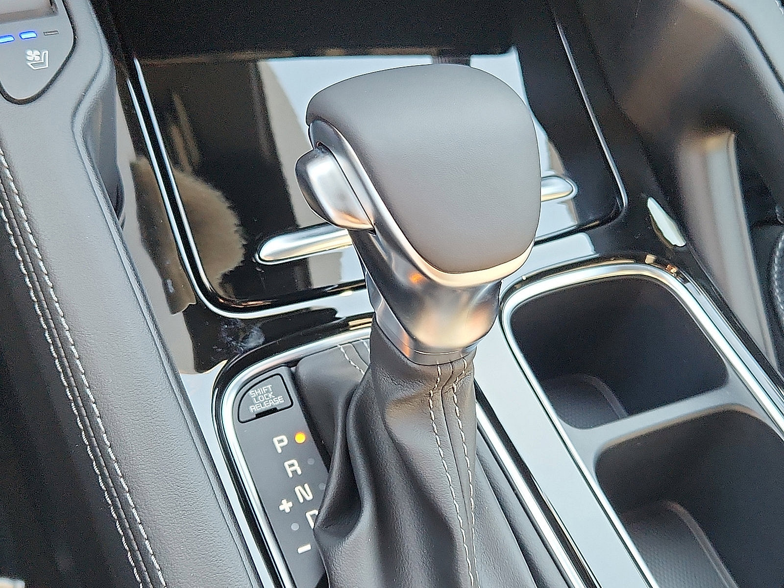 2025 Kia Telluride SX X-Line photo 6
