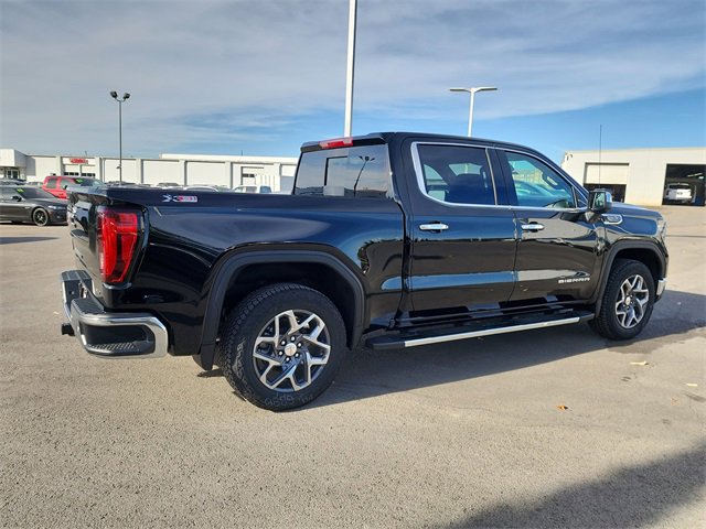 2026 Gmc Sierra 1500 SLT photo 2
