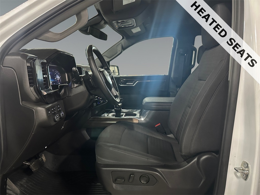 2024 Chevrolet Silverado 1500 LT Trail Boss photo 3