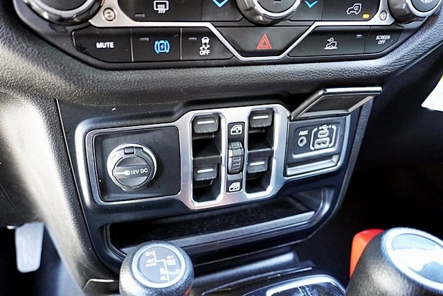 Certified Used 2024 White Jeep Sport S 4xe image 29