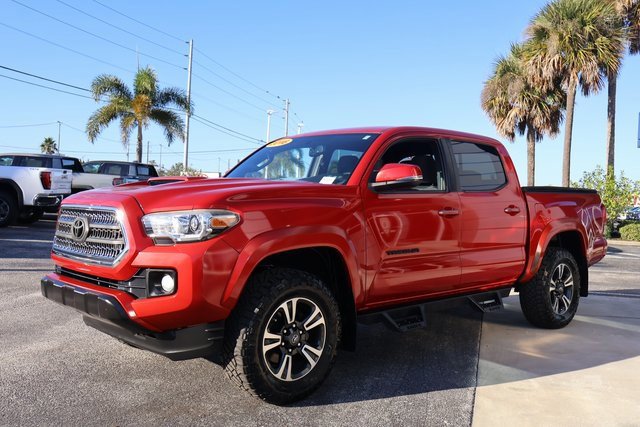 2016 Toyota Tacoma SR5 TRD Sport photo 4